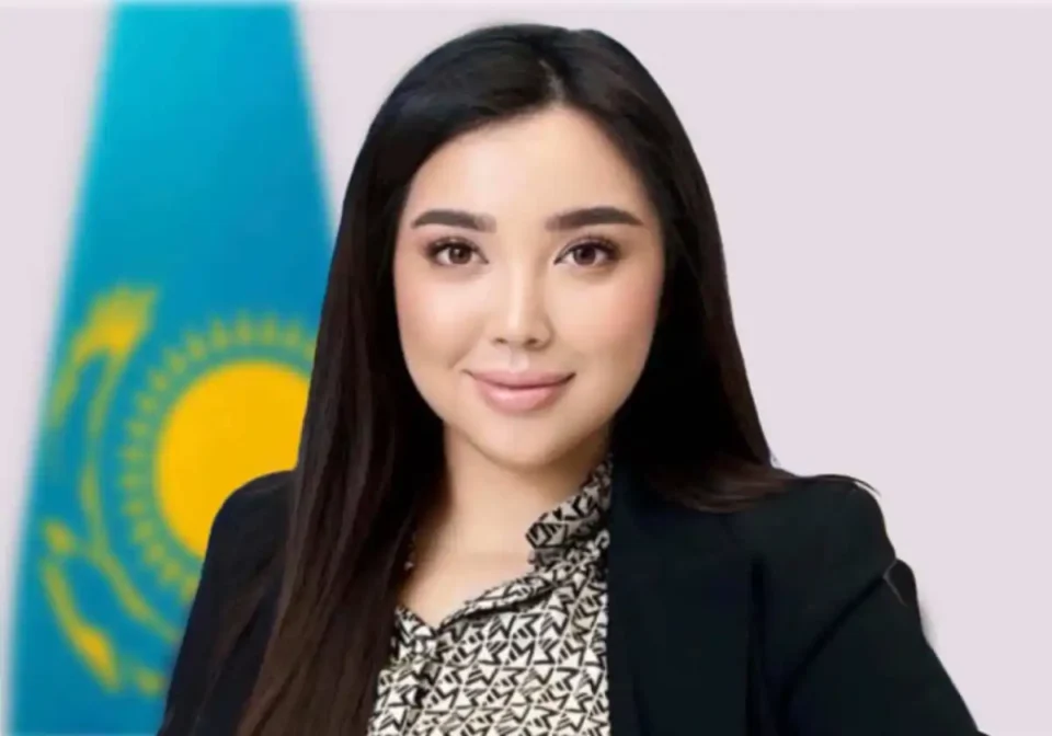 Басы дауға қалған Көкшетау әкімінің 26 жастағы көмекшісі өз еркімен жұмыстан кетті