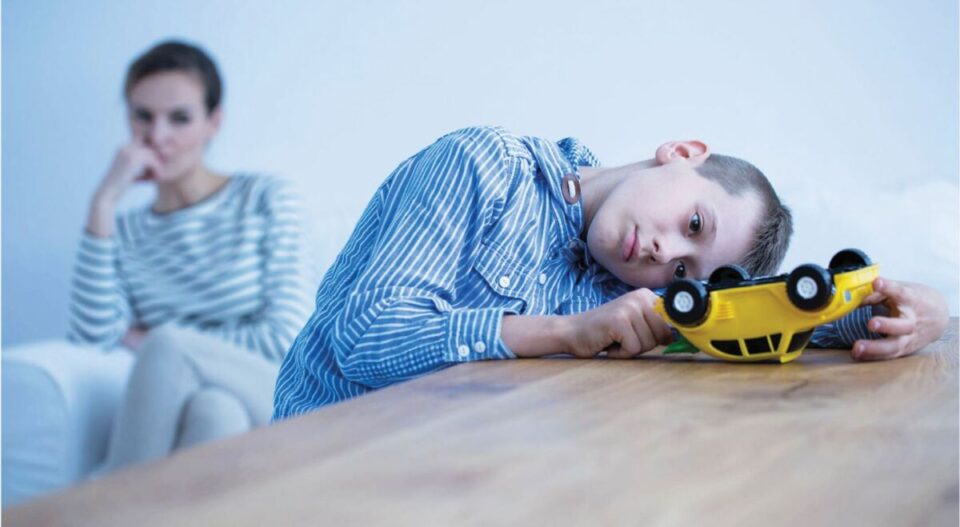 Мұғалім шарасыз, оқушы қорғансыз: Ерекше балаларға арналған білім жүйесі күйреп жатыр